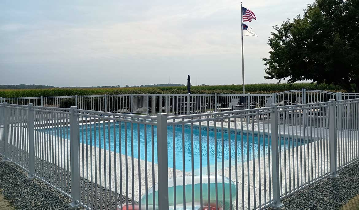 aluminum fencing panels costs