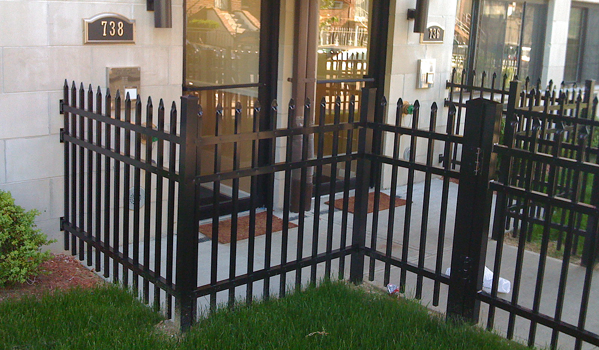 What Are Aluminum Fences and Gates? Benefits for Your Home or Business