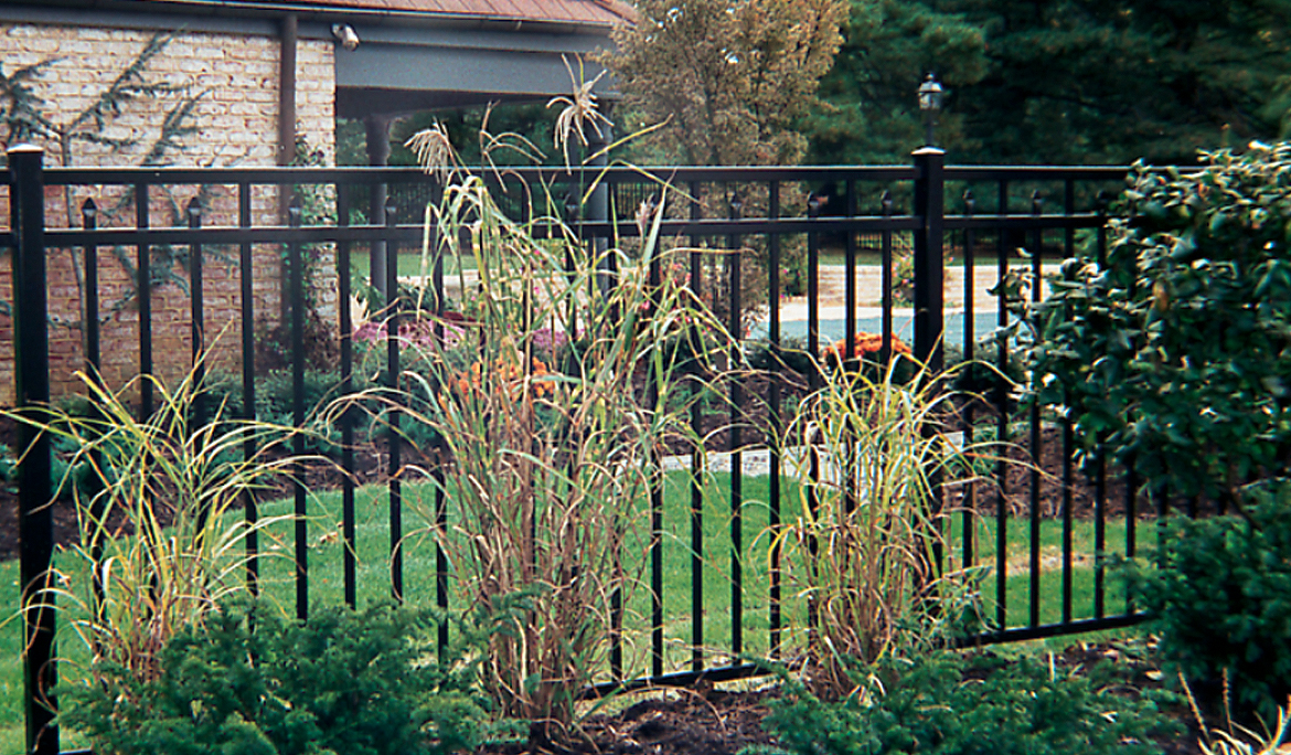 Aluminum Fence Installation Quotes: What to Know before You Request one