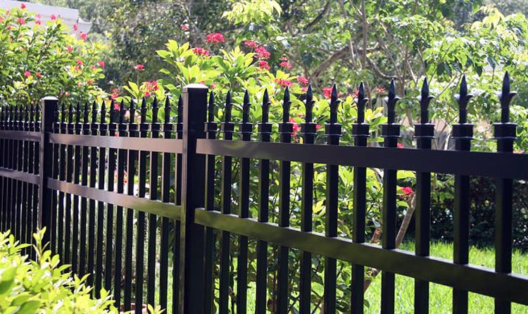 How Much Does It Cost to Install Aluminum Fence Panels and a Gate?